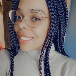 Meet your Posher, Felicia